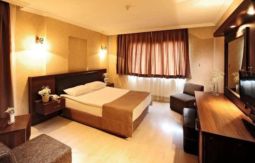 Uestuen Hotel Alsancak İzmir Exteriér fotografie